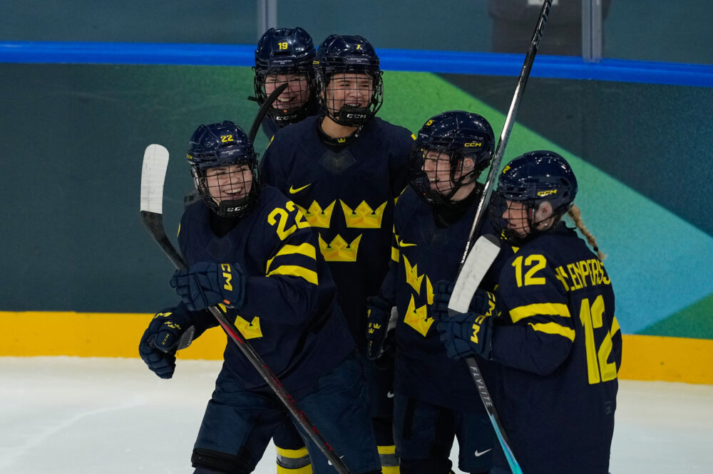 Hockey ghiaccio femminile Svezia - Lapresse