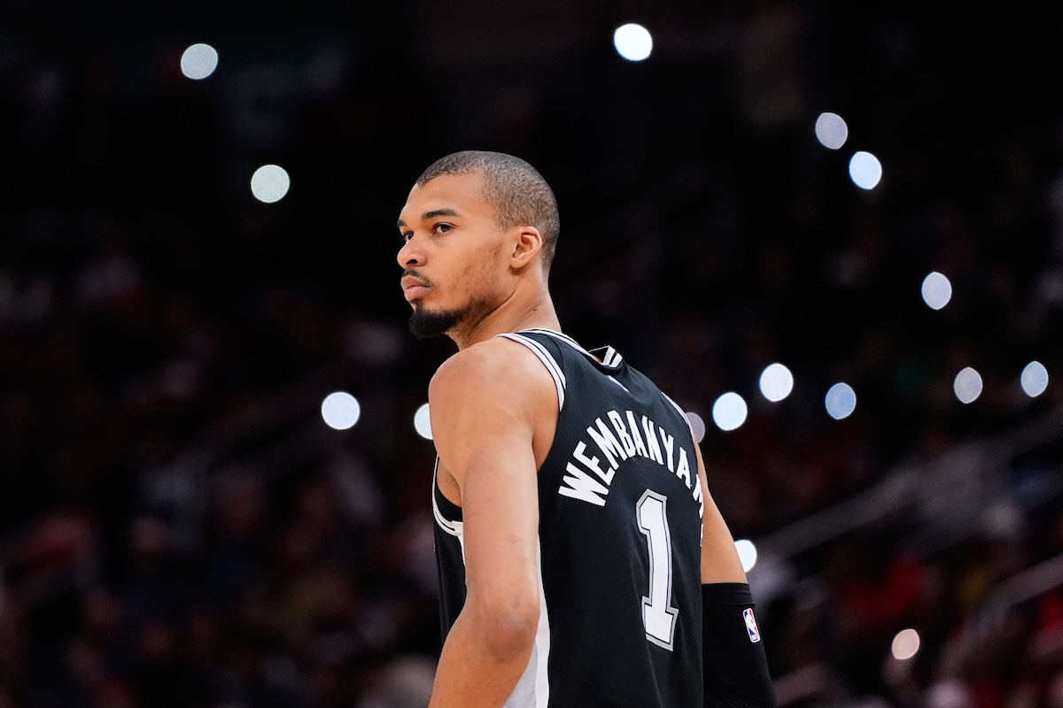 NBA, i risultati della notte (5 febbraio): Spurs piegano OKC, Knicks show con Denver, Boston domina Houston