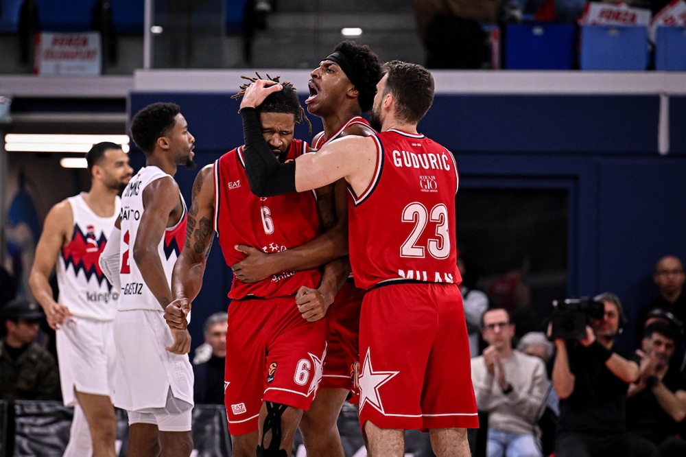 L’Olimpia Milano alza il muro difensivo nel secondo tempo e travolge il Baskonia in Eurolega