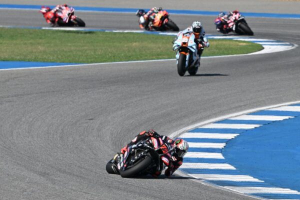 Pagelle MotoGP, GP Thailandia 2026: Bezzecchi inattaccabile, Marquez ...