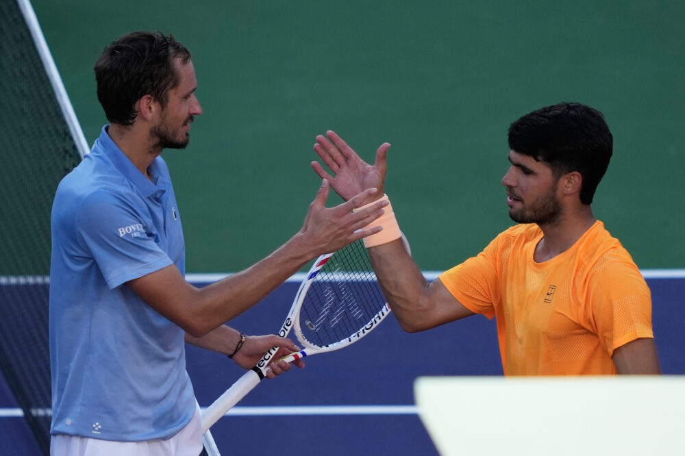 Daniil Medvedev e Carlos Alcaraz