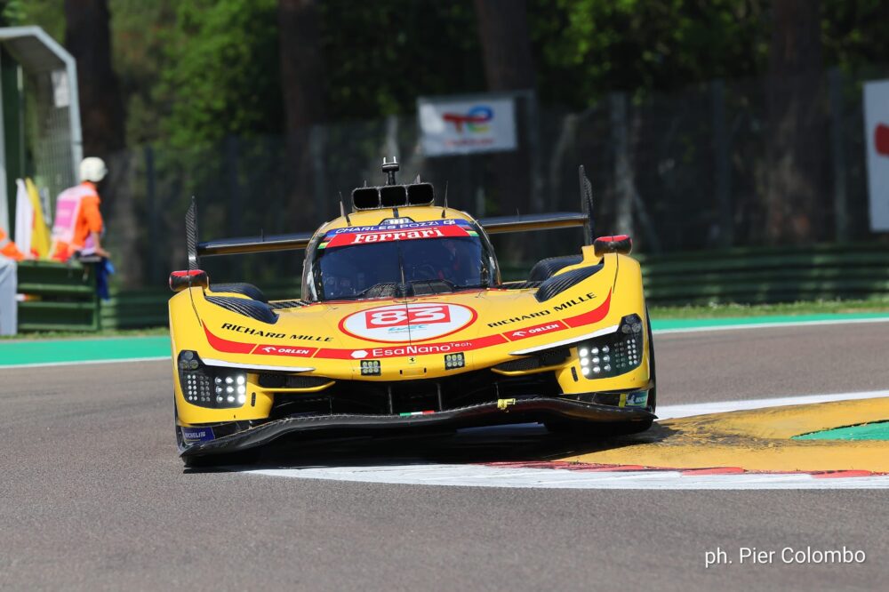 #83 AF Corse Ferrari