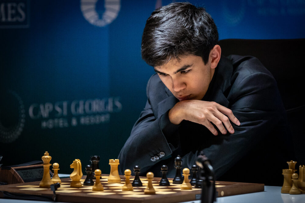 scacchi sindarov sempre pi249 vicino a vincere il torneo dei candidati vaishali in fuga tra le donne da Oasport.it scacchi sindarov sempre pi249 vicino a vincere il torneo dei candidati vaishali in fuga tra le donne