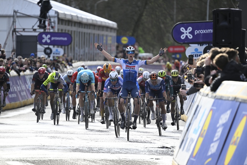scheldeprijs 2026 il percorso ai raggi x un tappeto da biliardo che preannuncia una sicura volata da Oasport.it scheldeprijs 2026 il percorso ai raggi x un tappeto da biliardo che preannuncia una sicura volata