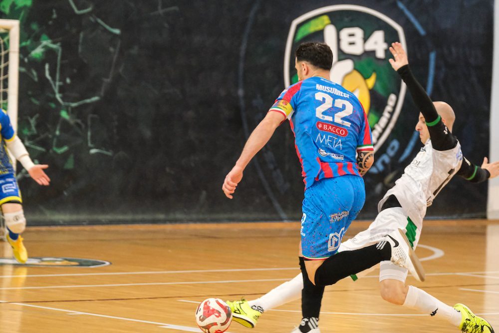 Meta Catania L84 - Divisione