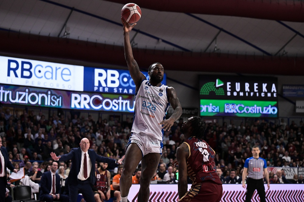 basket brescia sbanca venezia nello scontro al vertice reggio emilia facile con cremona da Oasport.it basket brescia sbanca venezia nello scontro al vertice reggio emilia facile con cremona