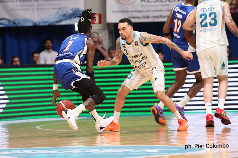Christopher Chiozza