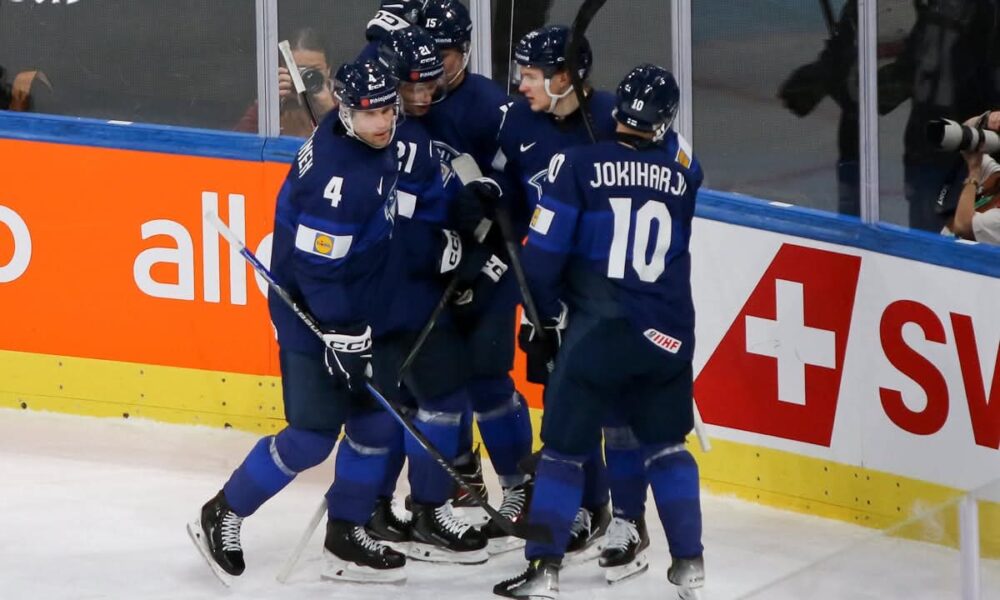 Finlandia Hockey Ghiaccio - Carola Semino