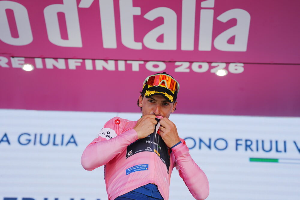 giulio ciccone ha indossato maglia gialla e rosa gli italiani nella storia che ci erano riusciti da Oasport.it giulio ciccone ha indossato maglia gialla e rosa gli italiani nella storia che ci erano riusciti