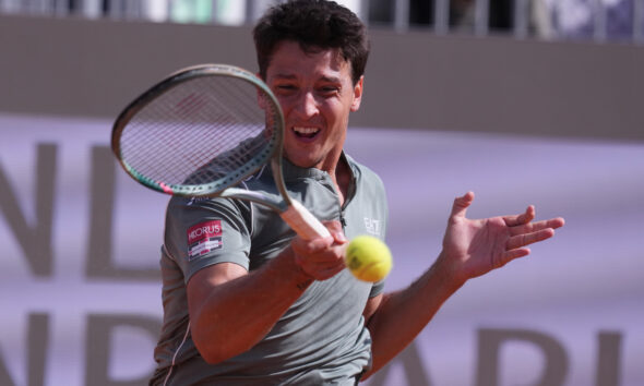 Luciano Darderi
