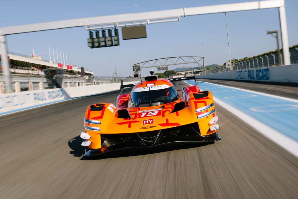 Genesis Magma Racing