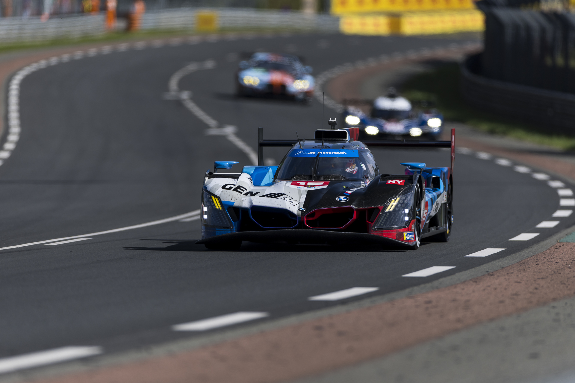 #15 BMW Le Mans 2026