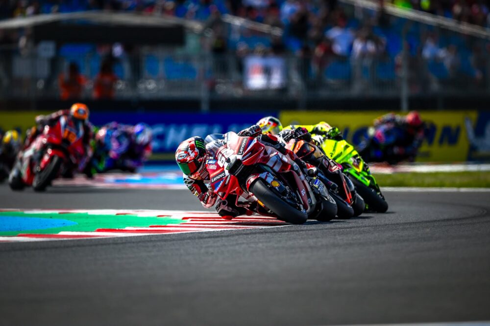 motogp orari prove libere gp cechia 2026 programma di domani tv streaming guida tv8 e sky da Oasport.it motogp orari prove libere gp cechia 2026 programma di domani tv streaming guida tv8 e sky