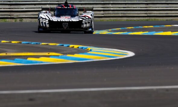 Peugoet 9X8 WEC