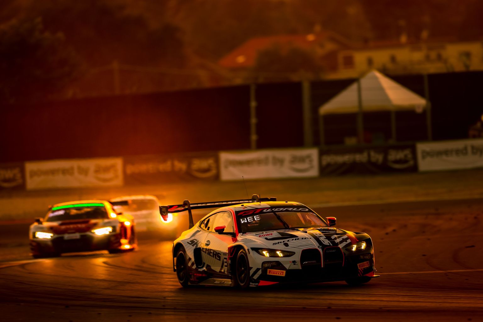 gtwc europe bmw torna a festeggiare nella race 1 di misano 6176 rossi dopo un contatto al via da Oasport.it gtwc europe bmw torna a festeggiare nella race 1 di misano 6176 rossi dopo un contatto al via