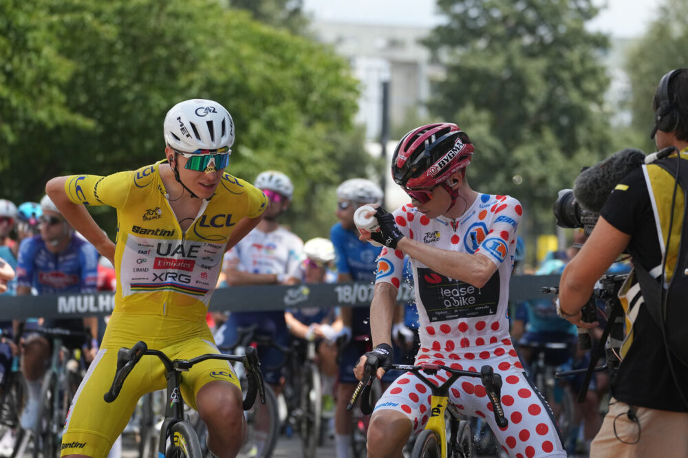 scoppia la polemica controlli antidoping al tour de france pogacar e vingegaard visitati nella notte e le parole di evenepoel8230 da Oasport.it scoppia la polemica controlli antidoping al tour de france pogacar e vingegaard visitati nella notte e le parole di evenepoel8230