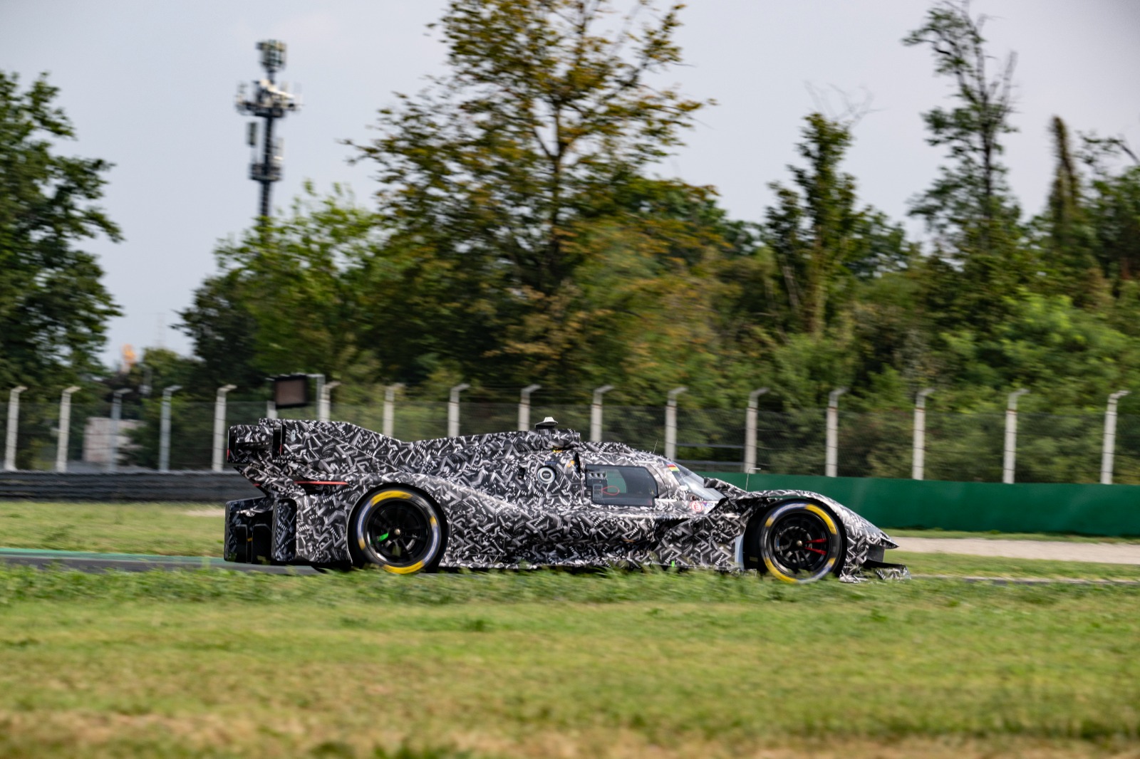 Ferrari 499P EVO