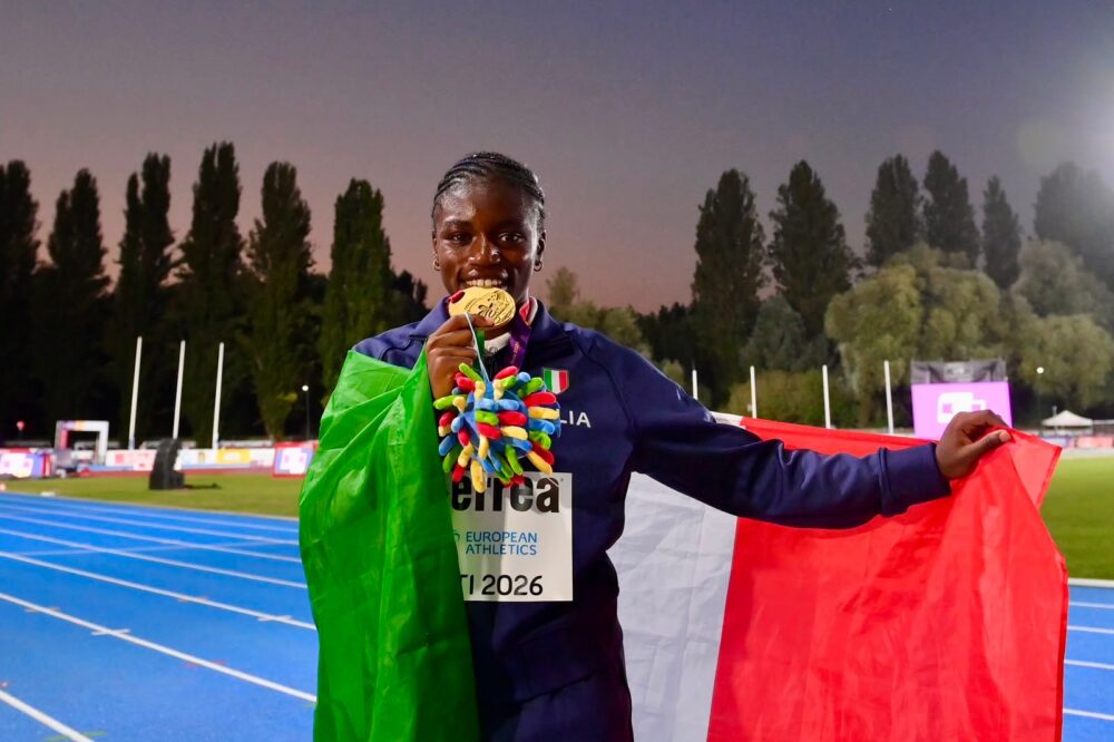 kelly doualla e zaynab dosso l8217italia compone una 4215100 ambiziosa le altre candidate per il quartetto da Oasport.it kelly doualla e zaynab dosso l8217italia compone una 4215100 ambiziosa le altre candidate per il quartetto