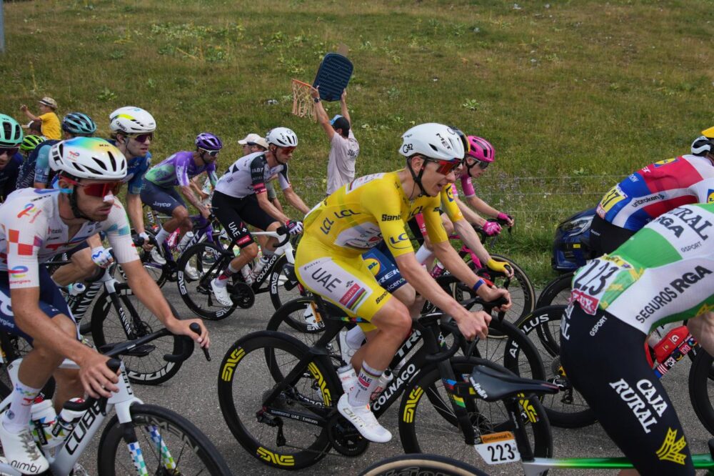 armostrong non ci sta l8217uci non trarr224 beneficio dai controlli anti doping di notte e se lo avessero fatto a messi da Oasport.it armostrong non ci sta l8217uci non trarr224 beneficio dai controlli anti doping di notte e se lo avessero fatto a messi