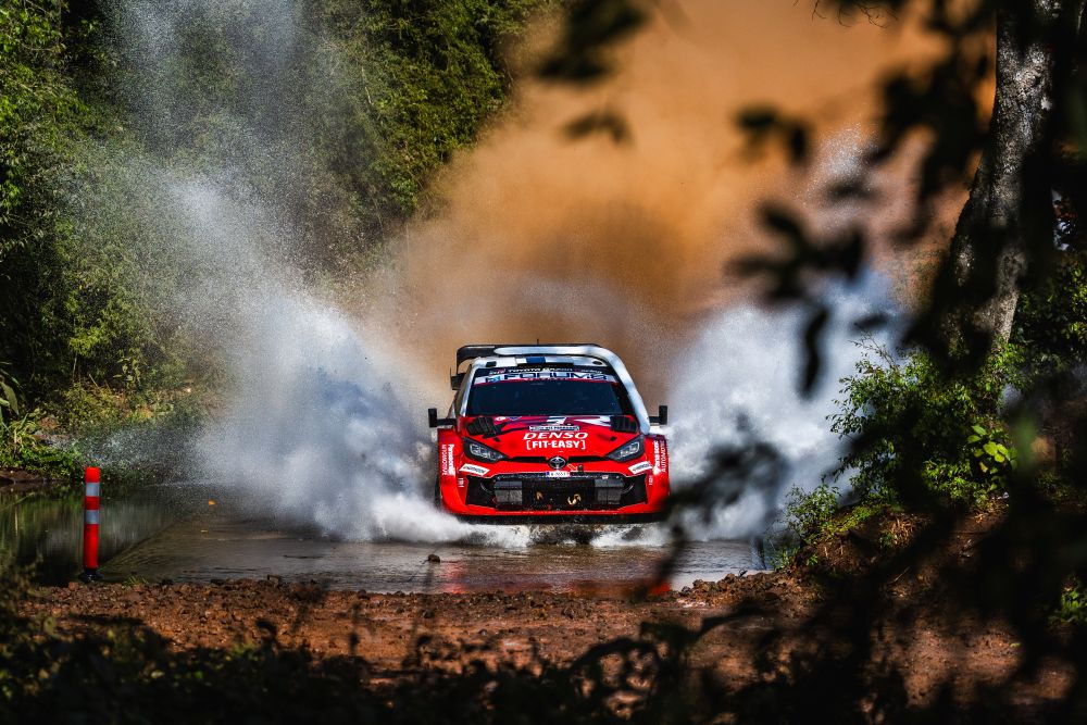 sami pajari in vetta anche dopo il durissimo sabato del rally del paraguay da Oasport.it sami pajari in vetta anche dopo il durissimo sabato del rally del paraguay