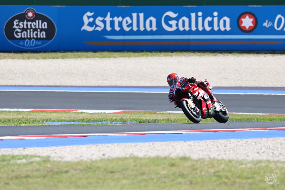 motogp marc marquez svetta in un primo turno di libere complicato a motegi le aprilia inseguono da Oasport.it motogp marc marquez svetta in un primo turno di libere complicato a motegi le aprilia inseguono