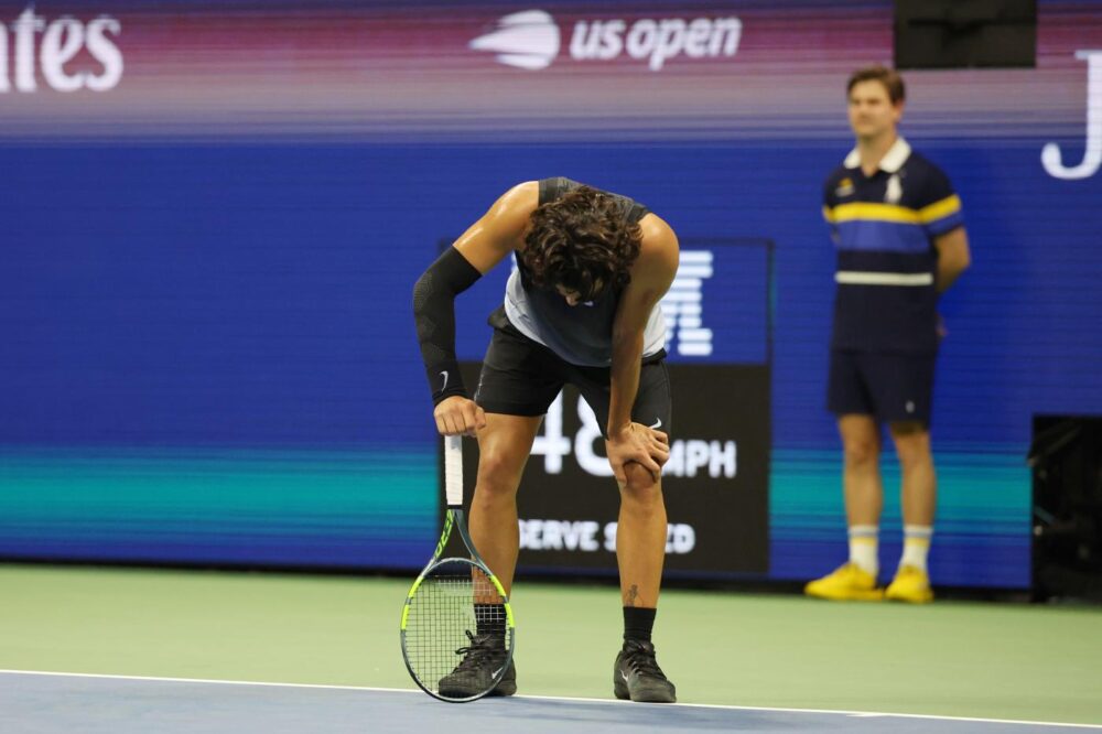 ben shelton imita matteo berrettini e sporca la sontuosa percentuale di carlos alcaraz al quinto set da Oasport.it ben shelton imita matteo berrettini e sporca la sontuosa percentuale di carlos alcaraz al quinto set