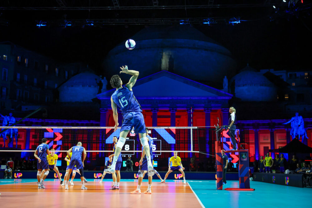 volley l8217italia sconfigge la svezia e la pioggia in una partita interrotta esordio vincente agli europei torna michieletto da Oasport.it volley l8217italia sconfigge la svezia e la pioggia in una partita interrotta esordio vincente agli europei torna michieletto