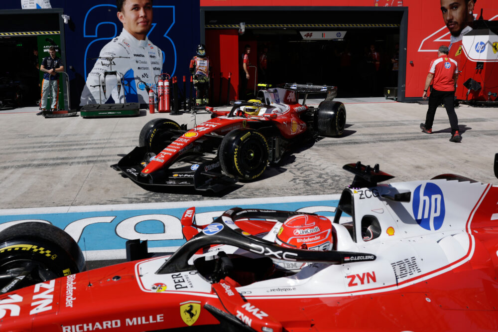 Charles Leclerc e Lewis Hamilton