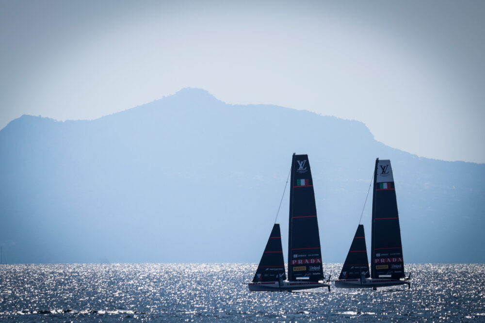 200 gi224 luna rossa new zealand a napoli il risultato della regata di allenamento da Oasport.it 200 gi224 luna rossa new zealand a napoli il risultato della regata di allenamento
