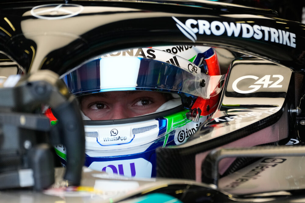 cosa 232 successo a kimi antonelli e quanti minuti ha perso nella fp1 a baku da Oasport.it cosa 232 successo a kimi antonelli e quanti minuti ha perso nella fp1 a baku
