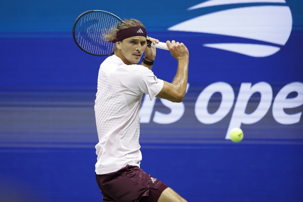 us open 2026 un8217altra maratona per zverev eliminati auger aliassime e de minaur avanti cobolli e darderi da Oasport.it us open 2026 un8217altra maratona per zverev eliminati auger aliassime e de minaur avanti cobolli e darderi