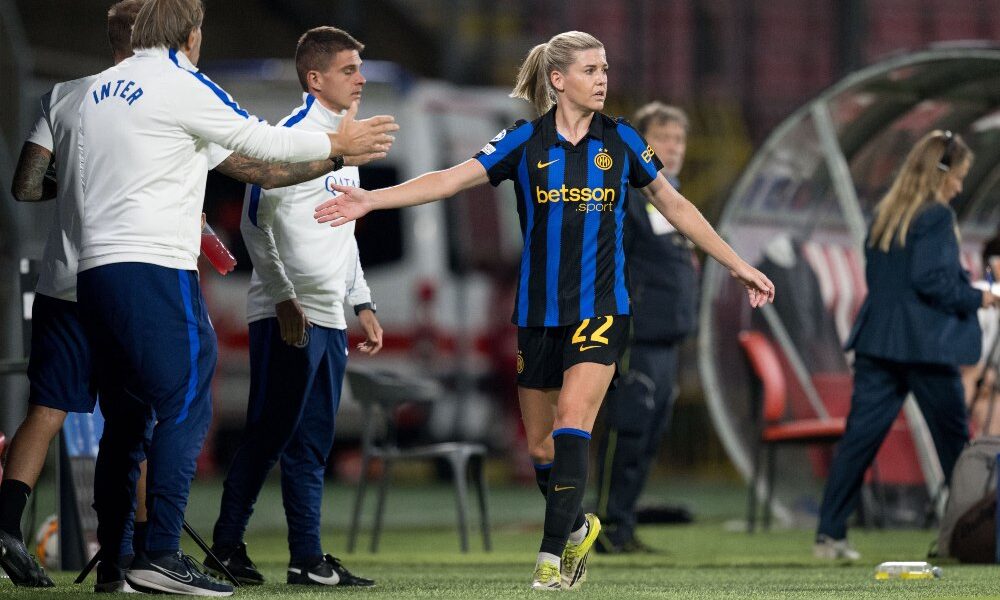 Olivia Schough, Inter femminile