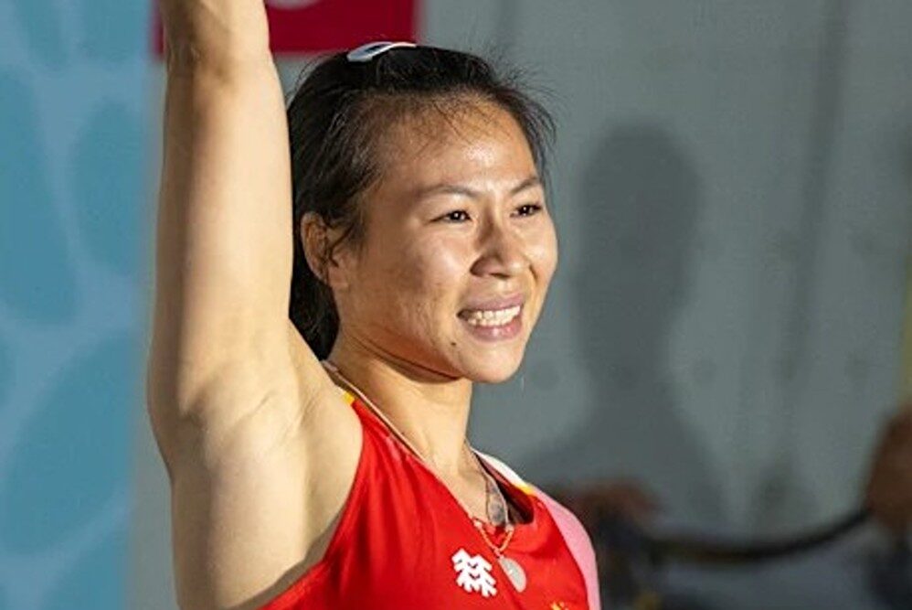 Lijuan Deng - World Climbing